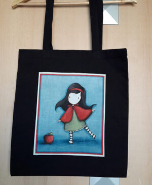 Černá plátěná taška s motivem panenky Gorjus s jablíčkem